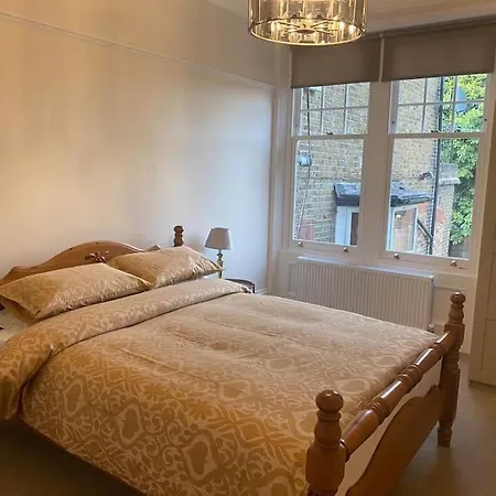 Beautiful Ground Floor Flat Apartment